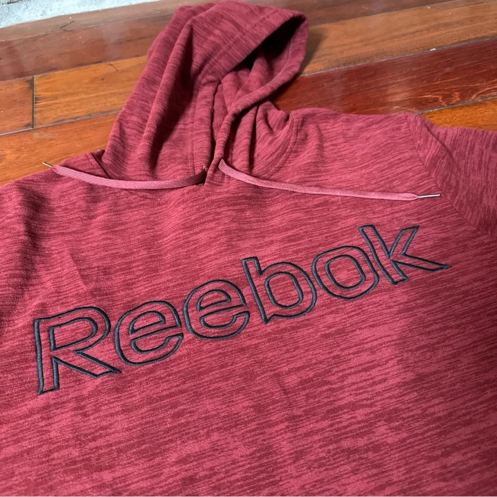REEBOK Hoodie Mens Large Pullover Fleece Long Sleeve Gray Kangaroo Pocket Maroon - Picture 2 of 5